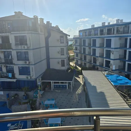 Blue Bay Seaview Kunterbunt Apartamento Pomorie