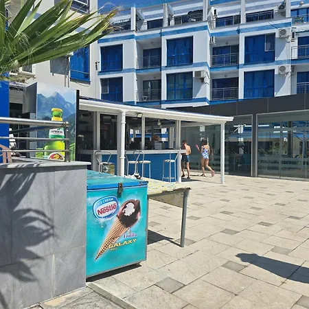 Apartment Blue Bay Seaview Kunterbunt Pomorie