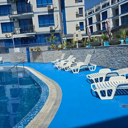Apartment Blue Bay Seaview Kunterbunt Pomorie