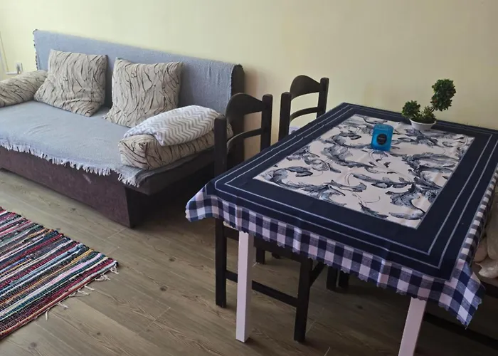 Апартамент Blue Bay Seaview